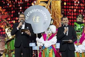 Los Nietos de SaryManchez se autodescalifican en la final de murgas al superar el tiempo establecido en señal de protesta/Lpacarnaval y TA.